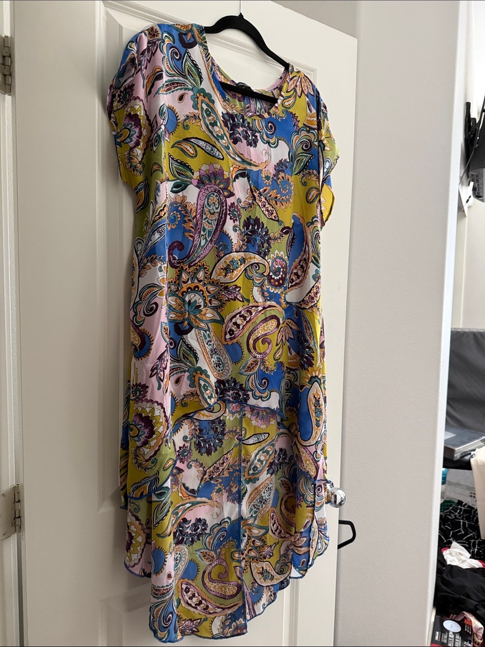 cha cha vente Multicolor Paisley High-Low Blouse